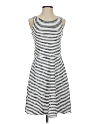 Thyme and Honey Casual Dress (view 1)