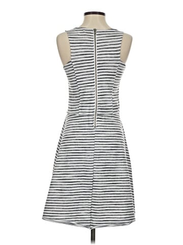 Thyme and Honey Casual Dress (view 2)