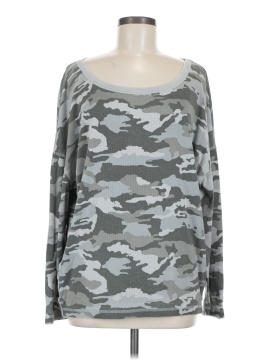 Chaser Long Sleeve Top (view 1)