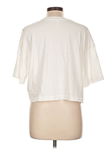Old Navy 3/4 Sleeve T-Shirt (view 2)