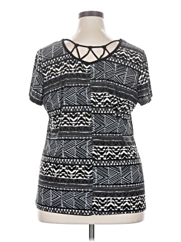 Suzie In The City Short Sleeve Top (view 2)