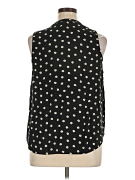 Croft & Barrow Sleeveless Blouse (view 2)