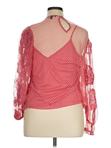 Express 3/4 Sleeve Blouse (view 2)