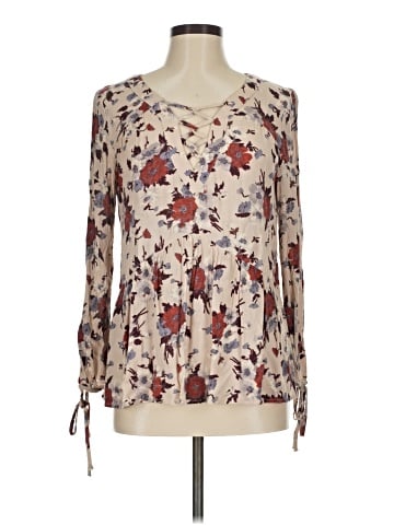 American Eagle Outfitters Long Sleeve T-Shirt (view 1)