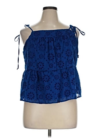 Francesca's Sleeveless Blouse (view 1)