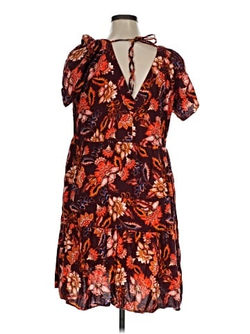 Old Navy Casual Dress (view 2)