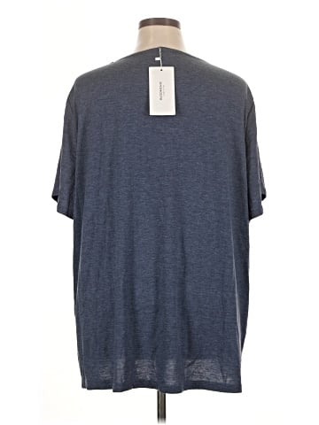 BLOOMCHIC Short Sleeve Top (view 2)