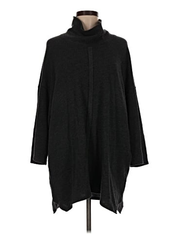 Purejill Poncho (view 1)