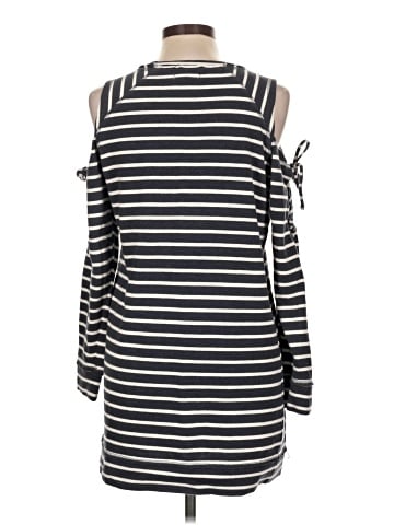 Maurices Sleeveless T-Shirt (view 2)