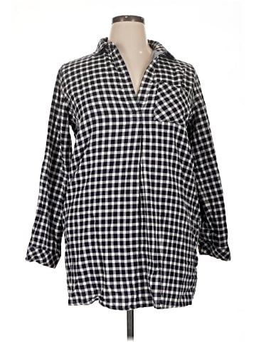 Holding Horses 3/4 Sleeve Button-Down Shirt (view 1)