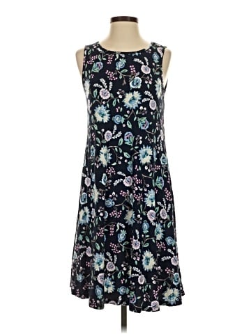 Croft & Barrow Casual Dress (view 1)