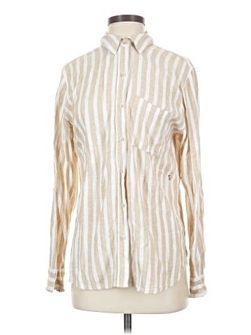 Universal Thread Long Sleeve Button-Down Shirt (view 1)