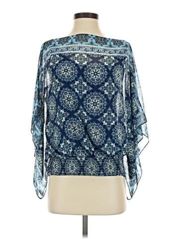 Leon Max Poncho (view 1)