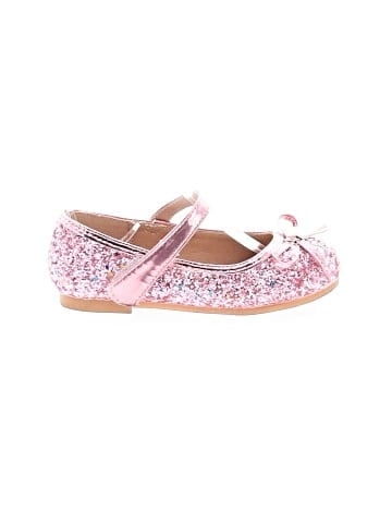 Unbranded Flats (view 1)