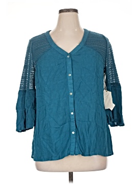 Farmers Market 3/4 Sleeve Button-Down Shirt (view 1)