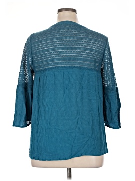 Farmers Market 3/4 Sleeve Button-Down Shirt (view 2)