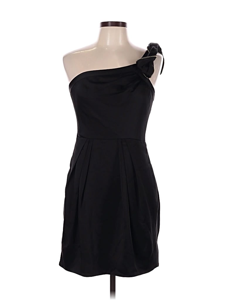 Pre-owned Bcbgmaxazria Cocktail Dress In Black