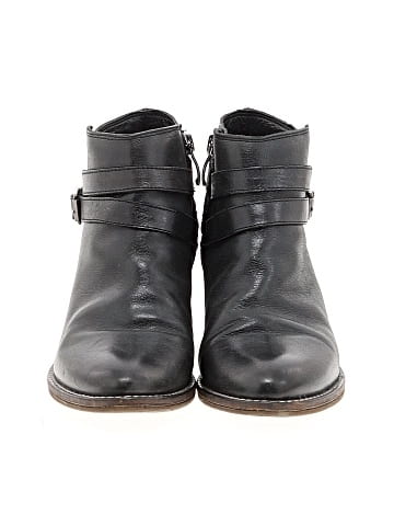 Journee Ankle Boots (view 2)