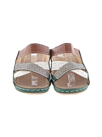Unbranded Wedges (view 2)