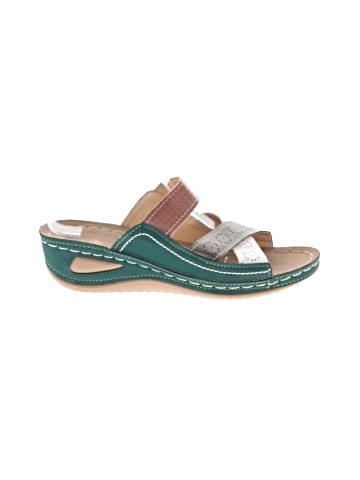 Unbranded Wedges (view 1)