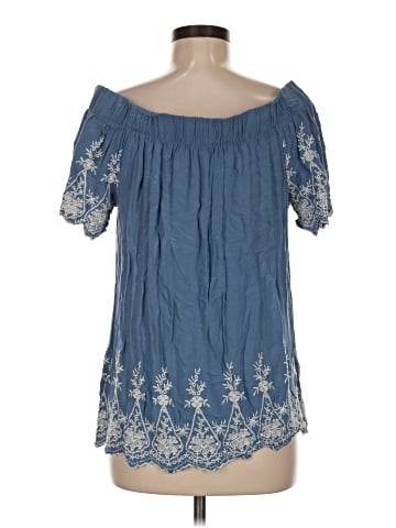 Pleione Short Sleeve Blouse (view 2)