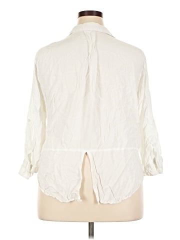Velvet Heart 3/4 Sleeve Button-Down Shirt (view 2)