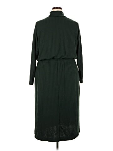 Old Navy Casual Dress (view 2)