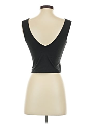 Old Navy Sleeveless T-Shirt (view 2)