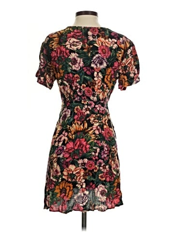 Billabong Casual Dress (view 2)