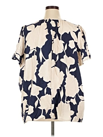 Ava & Viv Short Sleeve Blouse (view 2)