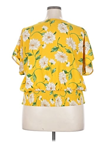 Forever 21 Plus Short Sleeve Blouse (view 2)