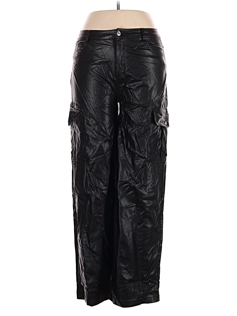 Pre-owned Entro Cargo Pants In Black