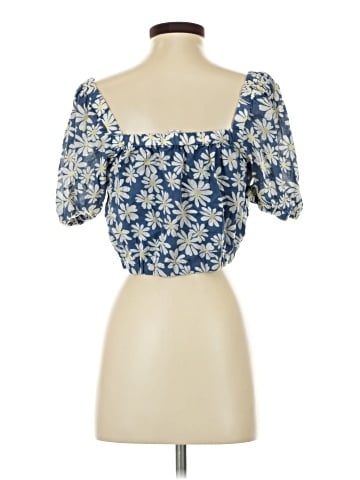 American Eagle Outfitters Short Sleeve Blouse (view 2)