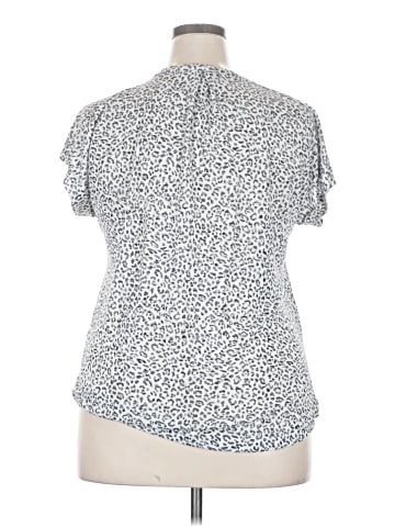 B Collection by Bobeau Short Sleeve T-Shirt (view 2)