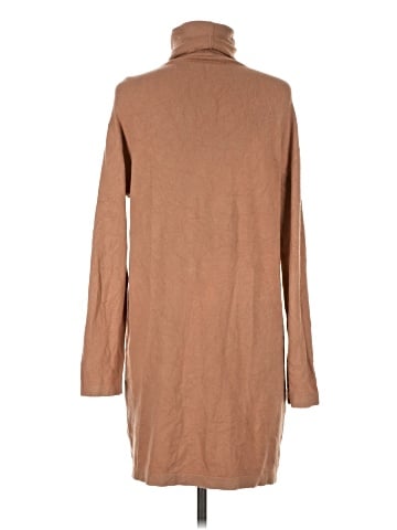 Olivaceous Turtleneck Sweater (view 2)