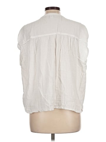 Old Navy Sleeveless Blouse (view 2)