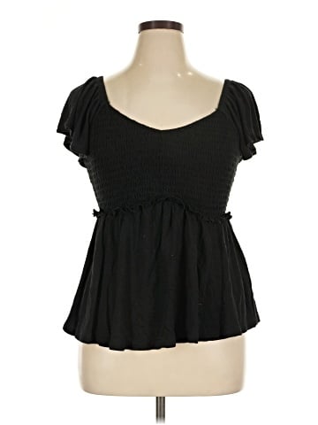 Torrid Short Sleeve T-Shirt (view 1)