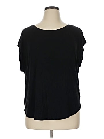 Gap Short Sleeve T-Shirt (view 1)