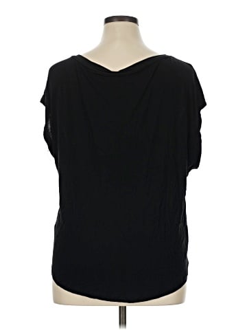 Gap Short Sleeve T-Shirt (view 2)