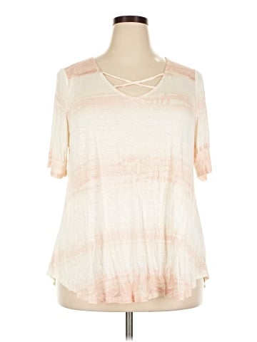 Maurices Short Sleeve Top (view 1)