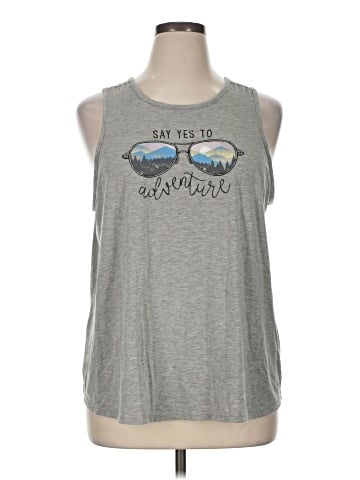 Maurices Sleeveless T-Shirt (view 1)