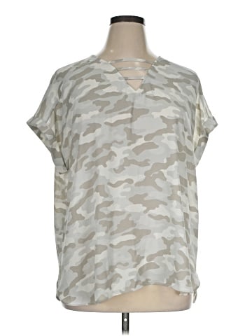 Cato Short Sleeve Blouse (view 1)