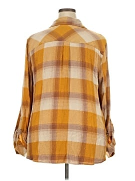 Cato Long Sleeve Button-Down Shirt (view 2)