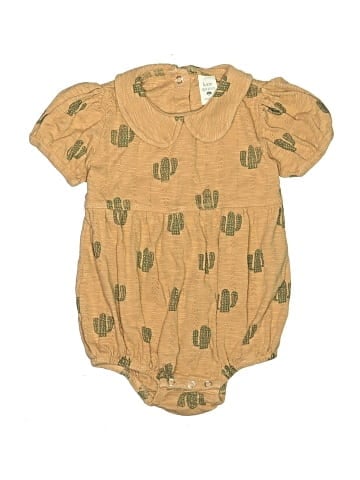 Kate Quinn Organics Short Sleeve Onesie (view 1)