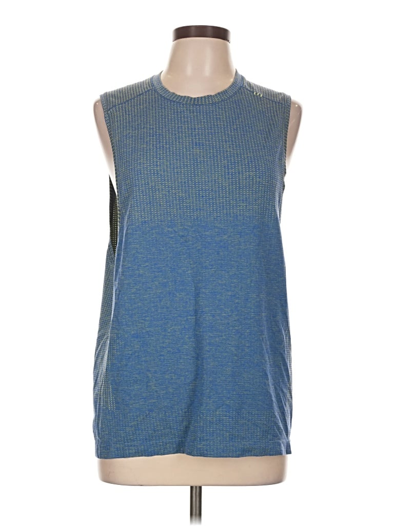 Pre-owned Lululemon Athletica Sleeveless T-shirt In Blue