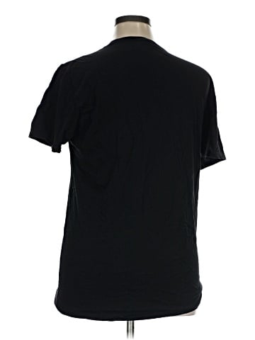 Essentials Short Sleeve T-Shirt (view 2)