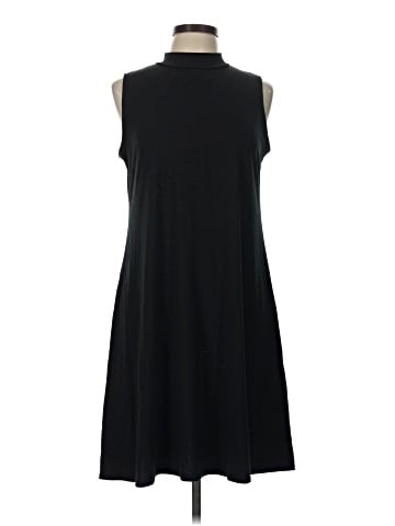 Uniqlo Casual Dress (view 1)