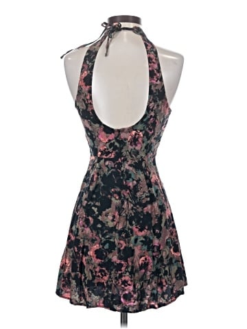 RVCA Tank Top (view 2)