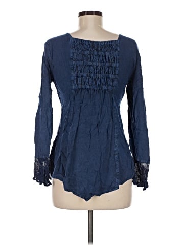 The Pyramid Collection Long Sleeve Blouse (view 2)