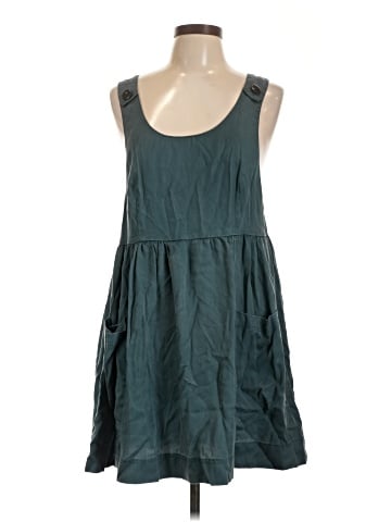 Urban Outfitters Casual Dress (view 1)